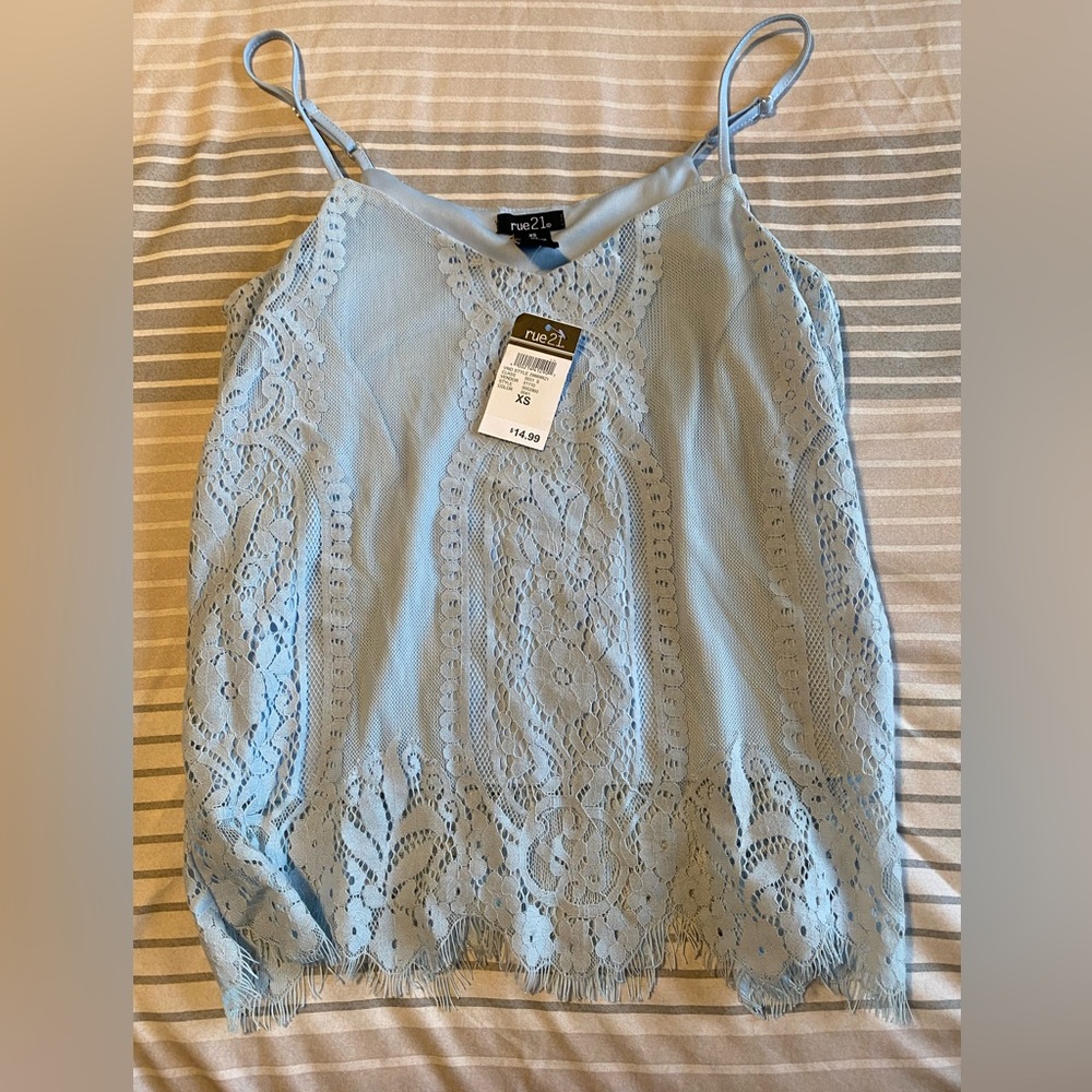 Brand new tank top! Super cute and flowy